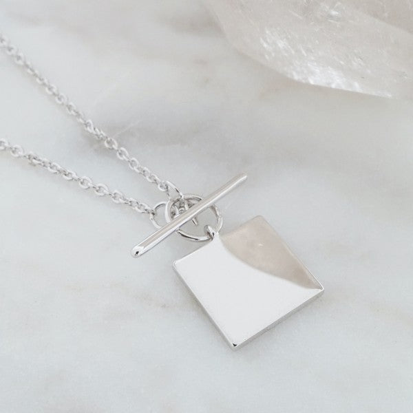 Gwyneth Toggle Charm Necklace - Robbi & Angel