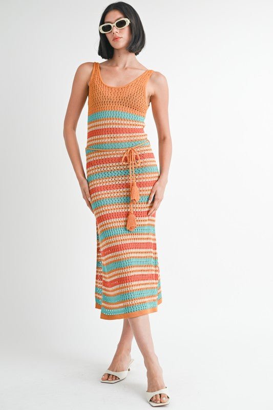 SCOOP NECK CROCHET MAXI DRESS - Robbi & Angel