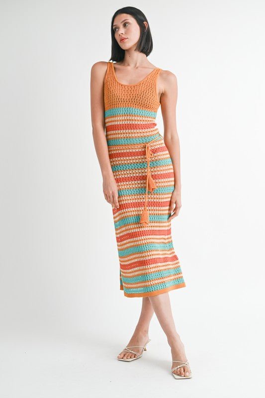 SCOOP NECK CROCHET MAXI DRESS - Robbi & Angel