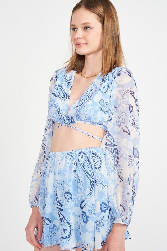 PRINTED V NECK CROP TOP - Robbi & Angel