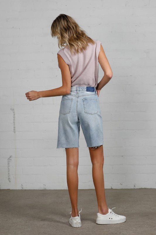 HIGH RISE BOTTOM HEM DISTRESSED BERMUDA SHORTS - Robbi & Angel