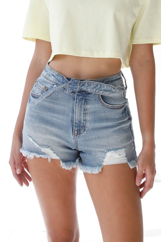 FRONT RIBBON TIE DETAIL SHORTS - Robbi & Angel
