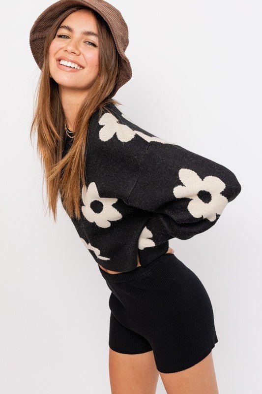 Long Sleeve Crop Sweater with Daisy Pattern - Robbi & Angel