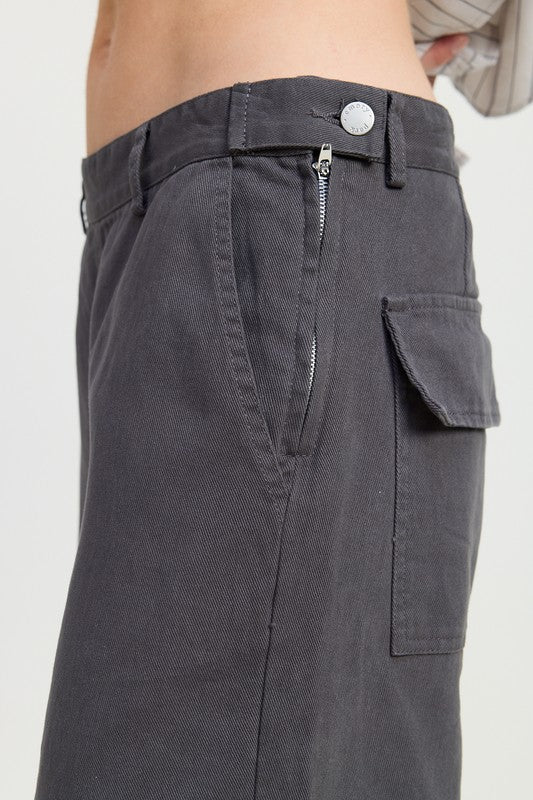 CARGO PANTS WITH POCKET DETAIL - Robbi & Angel