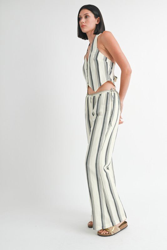 STRIPED STRAIGHT LEG PANTS - Robbi & Angel