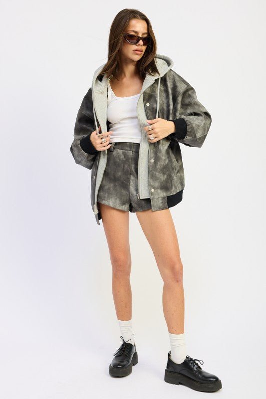 LEATHER HOT SHORTS WITH POCKETS - Robbi & Angel