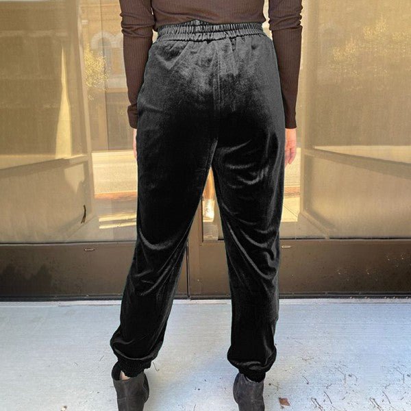 Black Solid Velvet Jogger Pants - Robbi & Angel