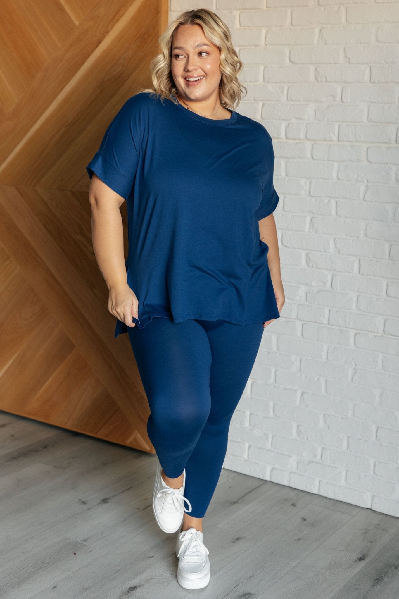 Soft Serve Brushed Microfiber Set in Lt. Navy - Robbi & Angel