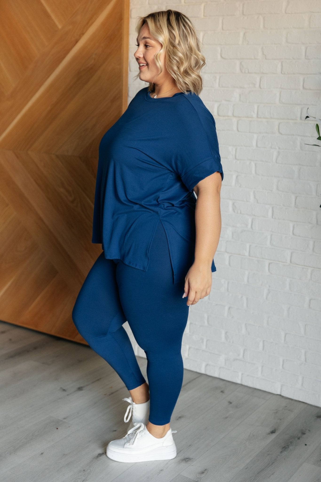 Soft Serve Brushed Microfiber Set in Lt. Navy - Robbi & Angel