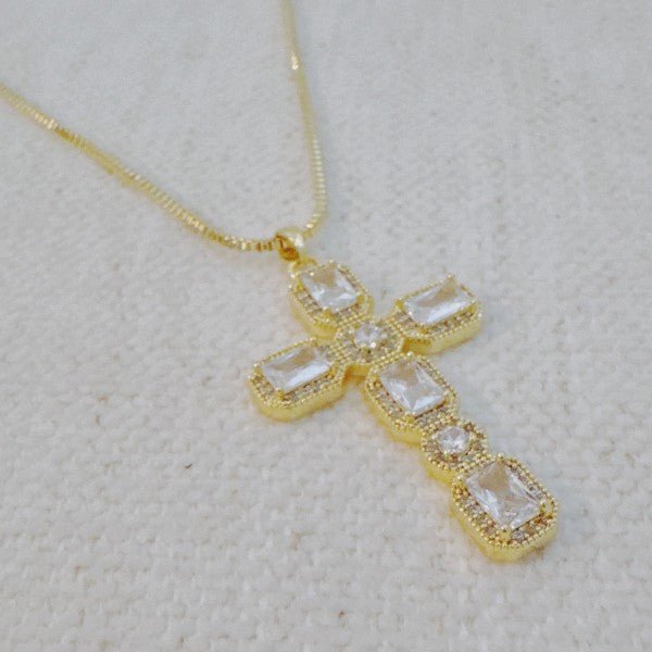 Vintage Sparkle Cross Pendant Necklace - Robbi & Angel
