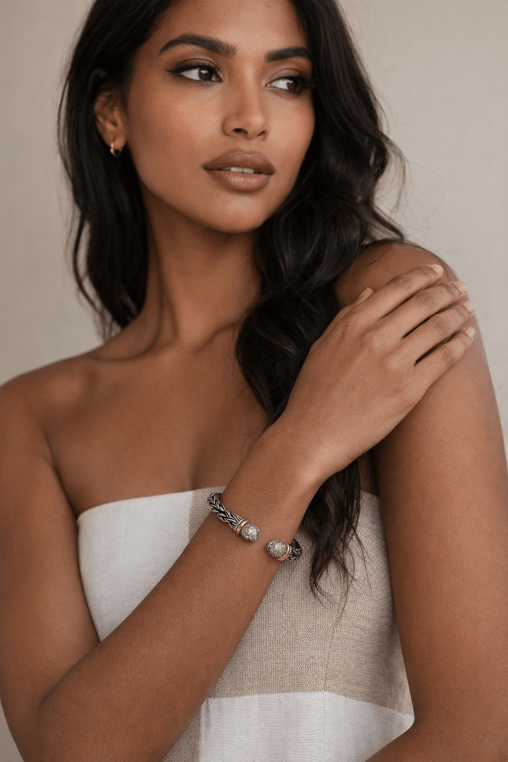 Bianca Luxe Twist Cuff - Robbi & Angel
