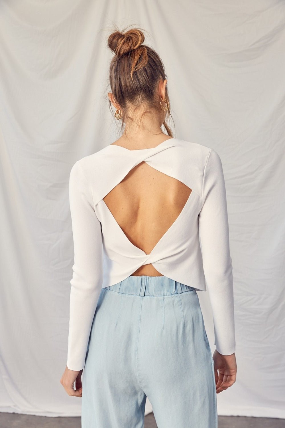 Twisted Backless Long Sleeve Knit Top