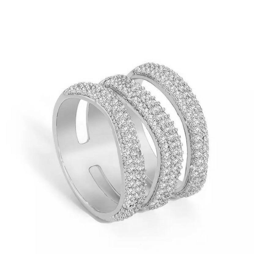 Elle Pave Ring - Robbi & Angel