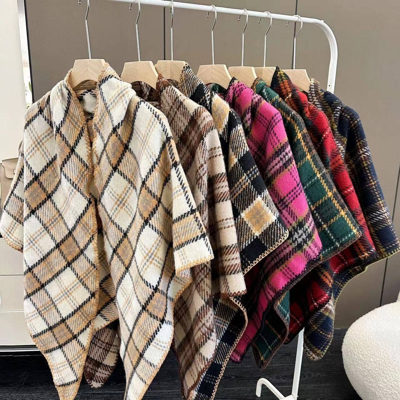 Triangle Plaid Scarf - Robbi & Angel