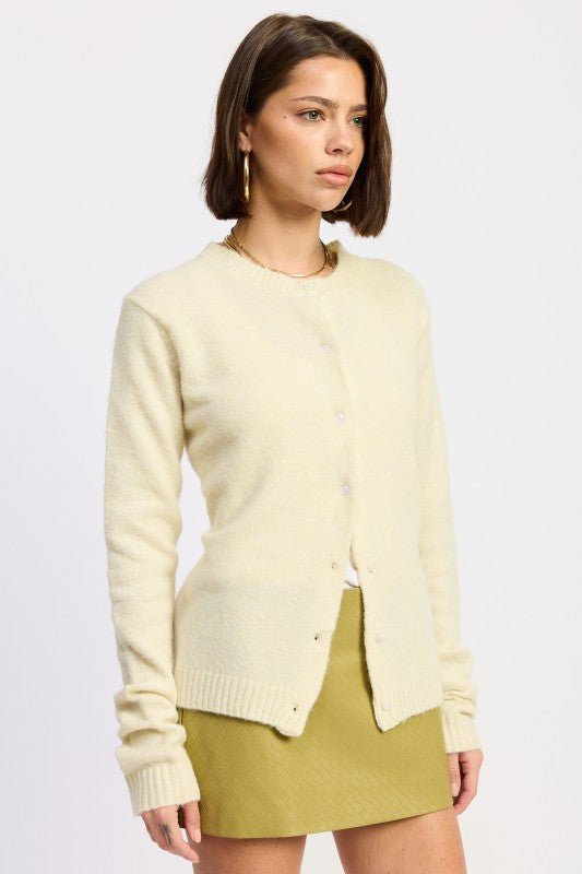 FITTED BUTTON UP CARDIGAN - Robbi & Angel