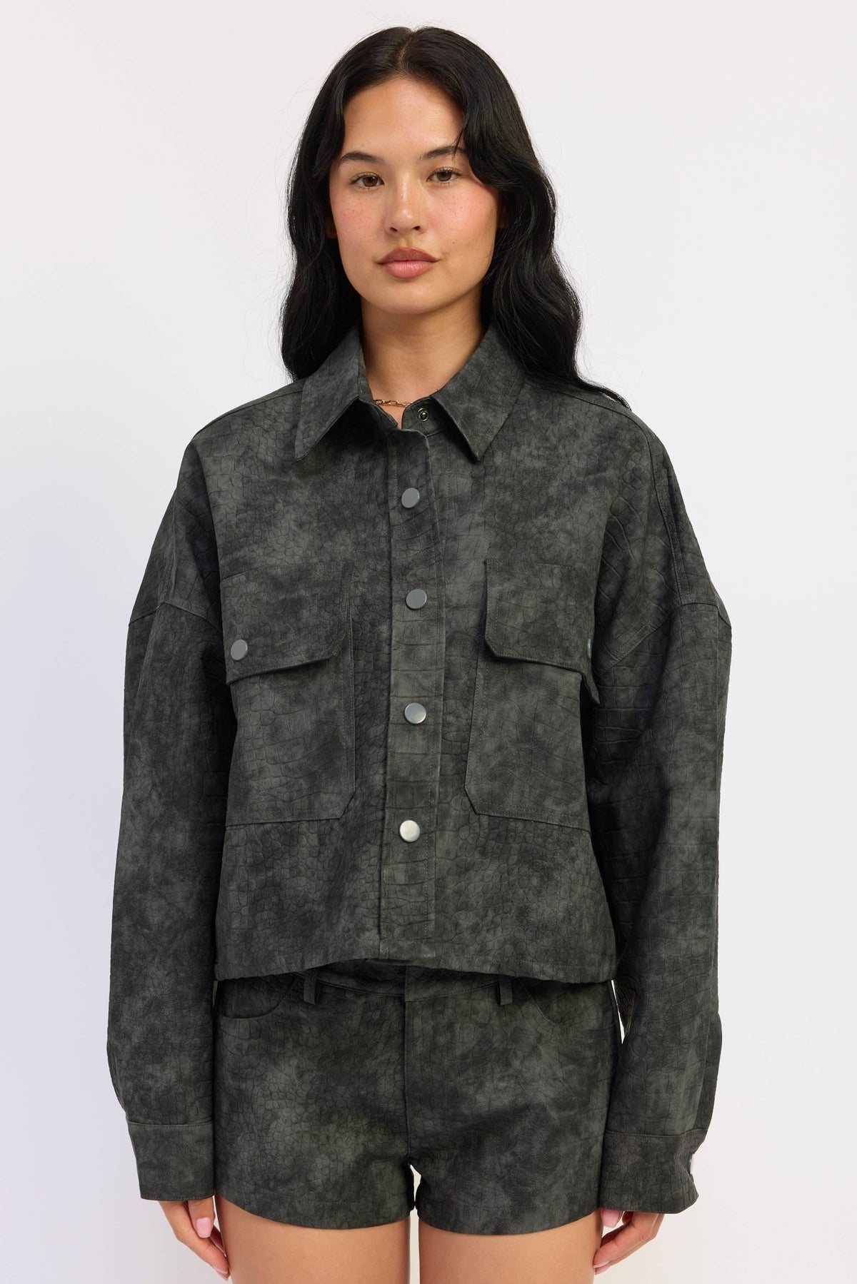 Halle Button Up Collared Jacket - Robbi & Angel