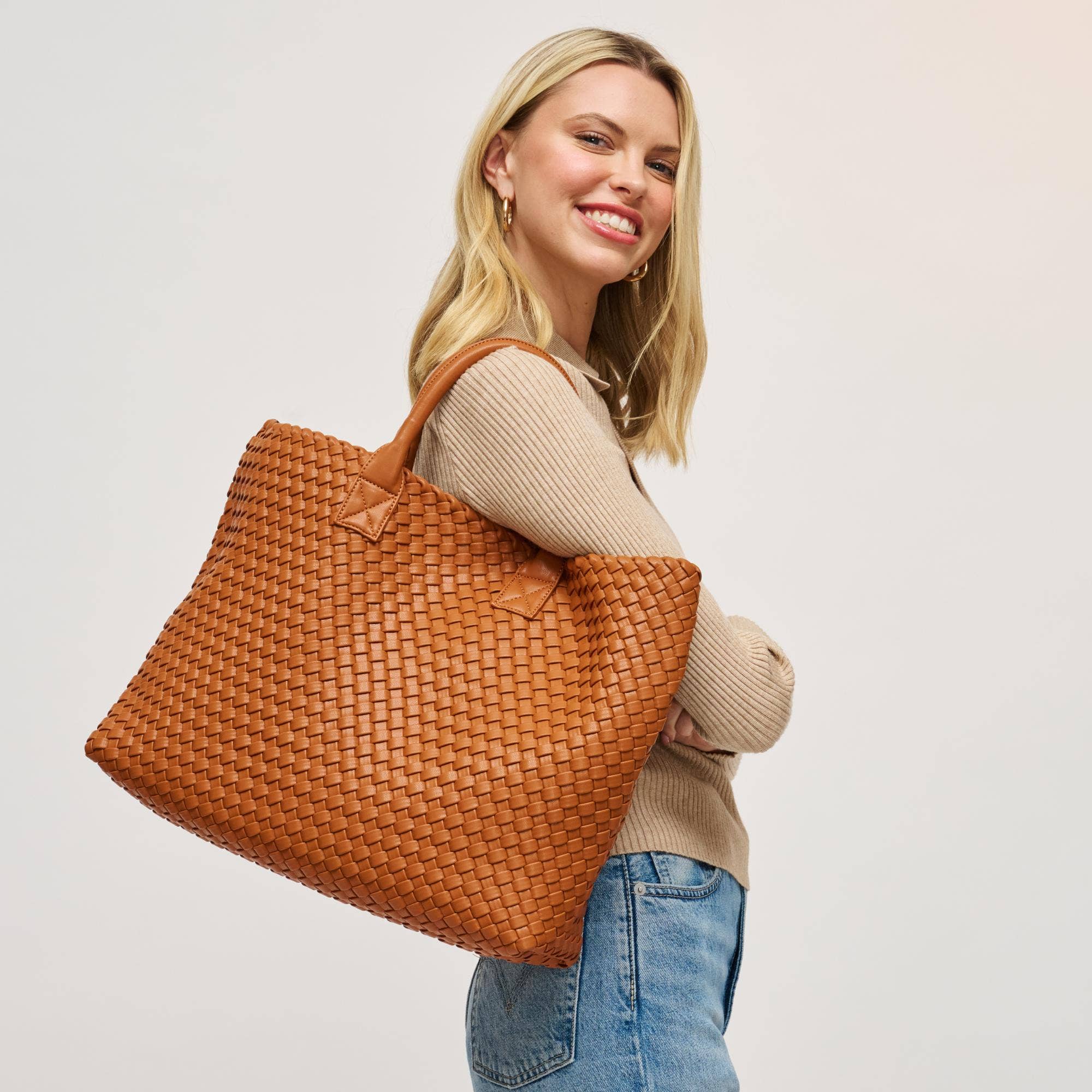 Ithaca Woven Vegan Leather Tote - Robbi & Angel