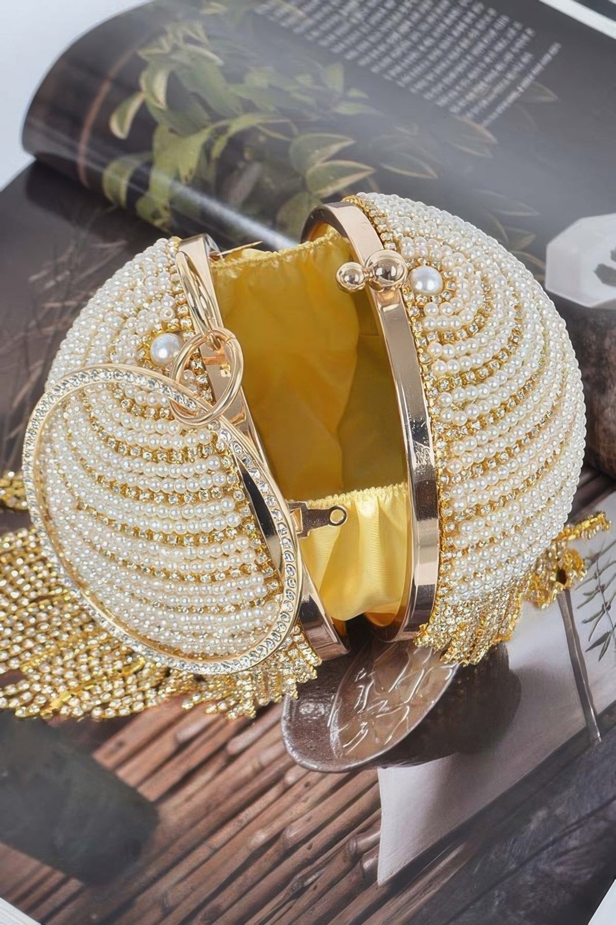 Round Rhinestone Fringe Bag W Faux Pearl - Robbi & Angel