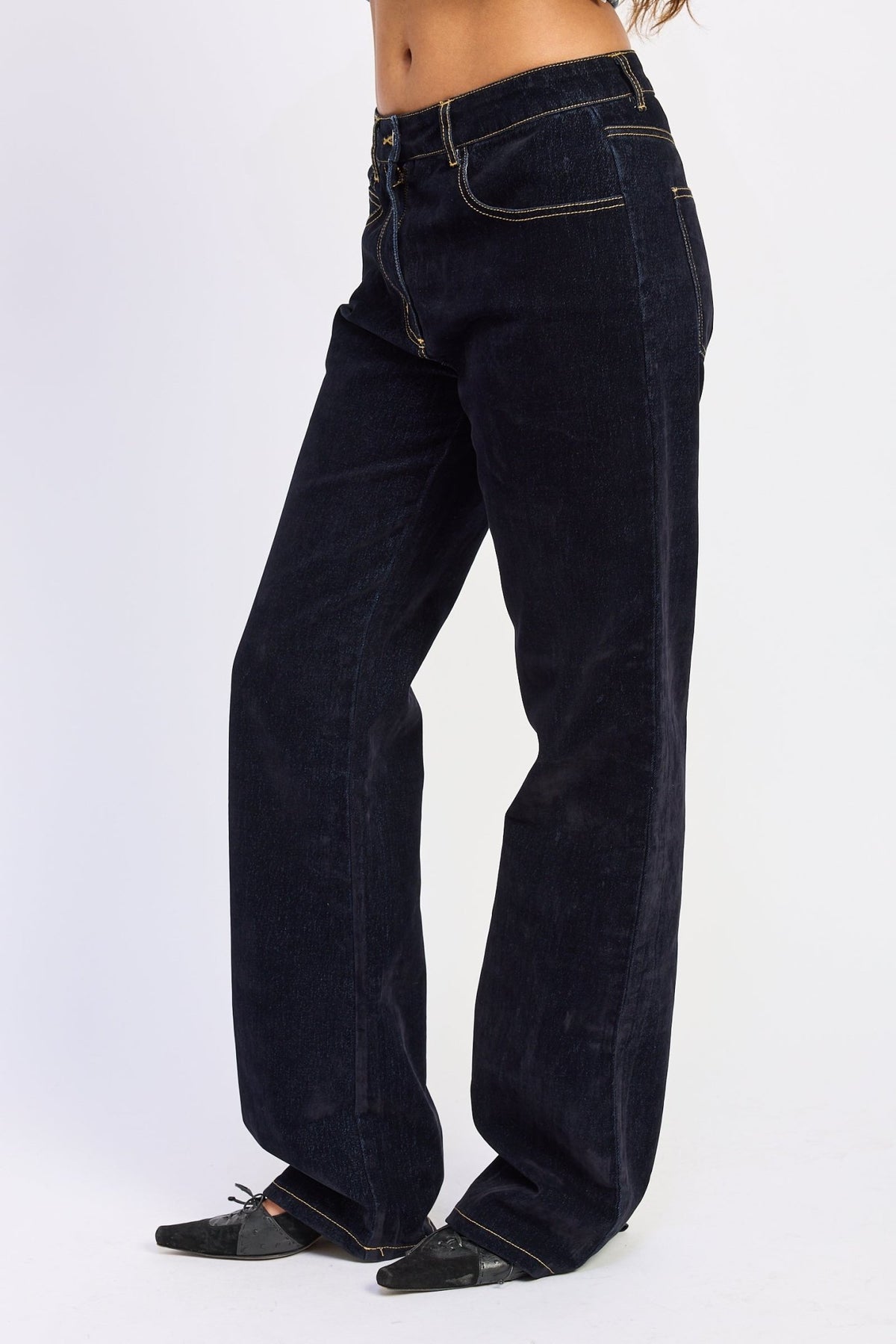 Seralyn Low Rise Tucker Jeans - Robbi & Angel