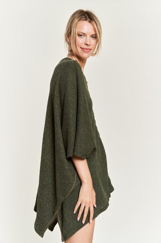 VNECK PONCHO TOP - Robbi & Angel