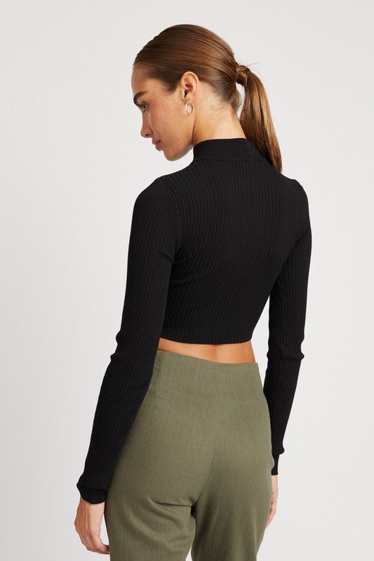 MOCK NECK CROP TOP WITH CUT OUT - Robbi & Angel