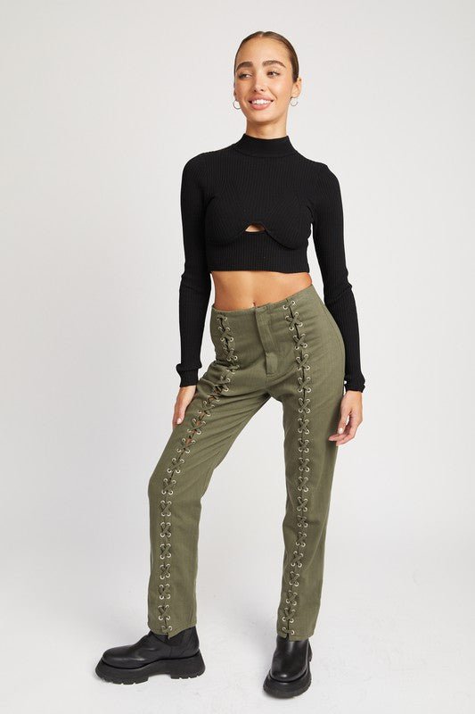 MOCK NECK CROP TOP WITH CUT OUT - Robbi & Angel