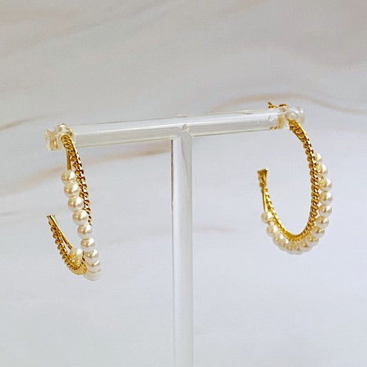 Pearl And Gold Blended Hoop Earring - Robbi & Angel