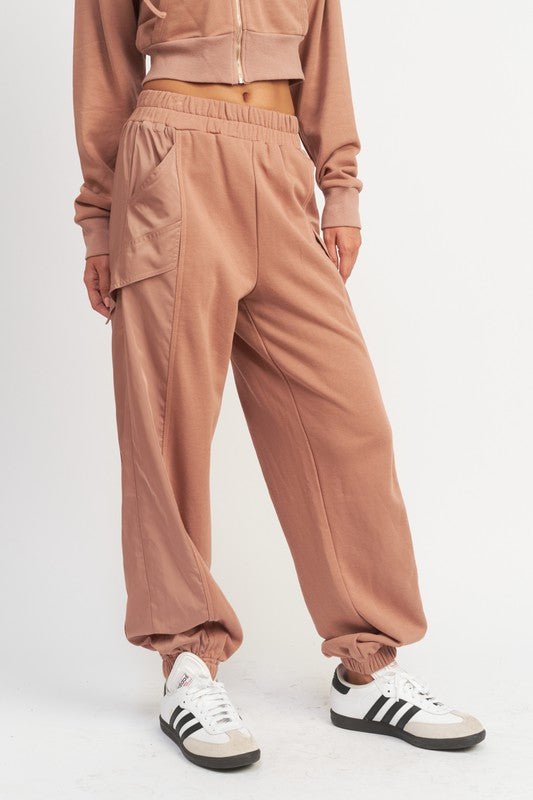 CONTRASTED CARGO JOGGER PANTS - Robbi & Angel