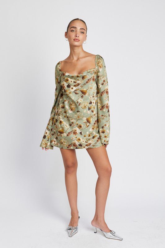 FLORAL LONG SLEEVE MINI DRESS WITH OPEN BACK - Robbi & Angel