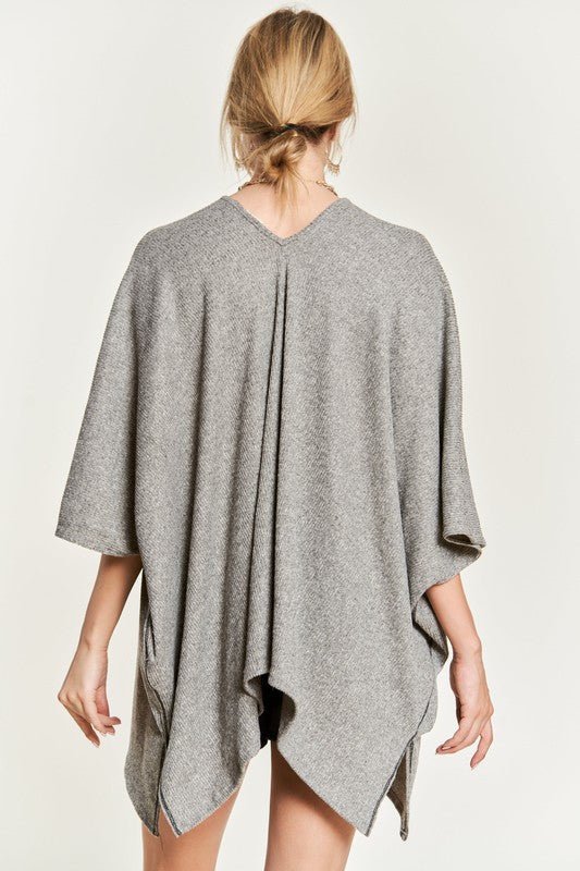 VNECK PONCHO TOP - Robbi & Angel