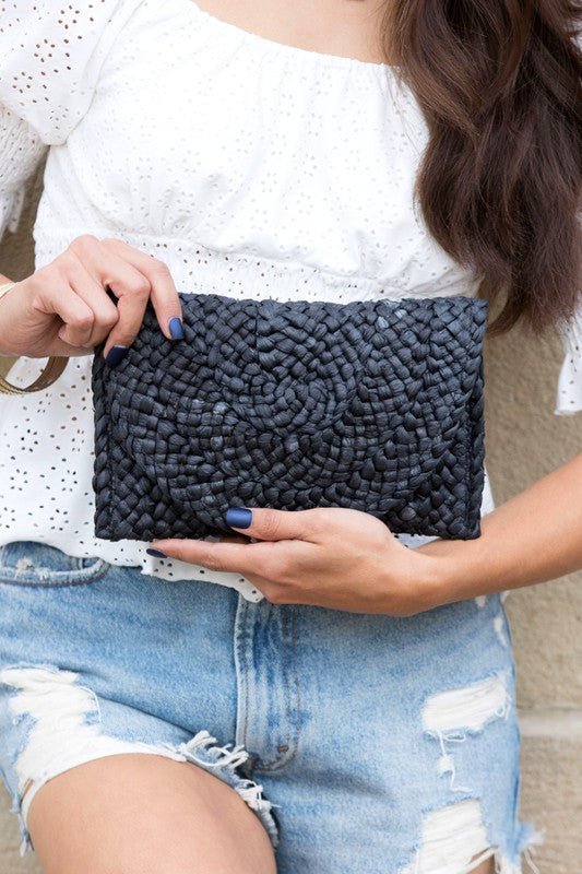 Fold Over Straw Clutch - Robbi & Angel