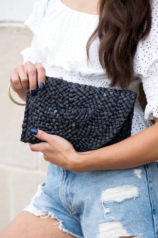 Fold Over Straw Clutch - Robbi & Angel