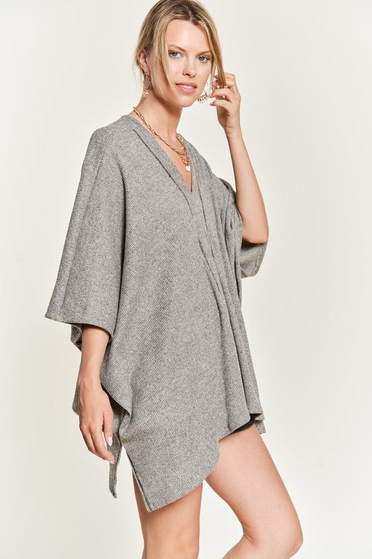 VNECK PONCHO TOP - Robbi & Angel