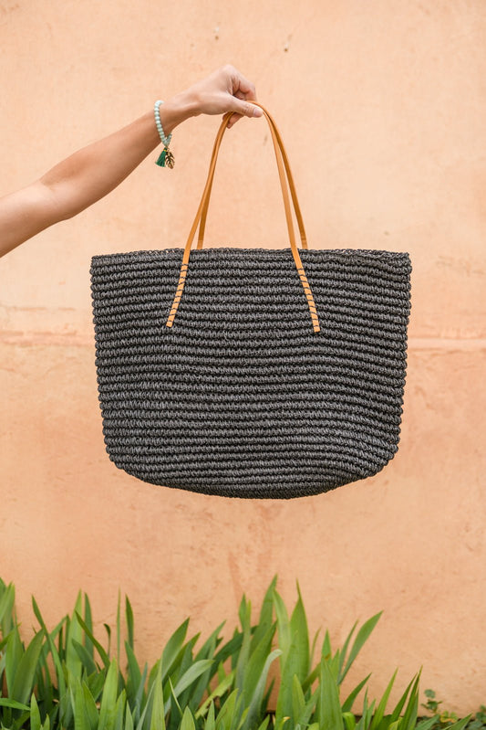 Beach Bag In Black - Robbi & Angel