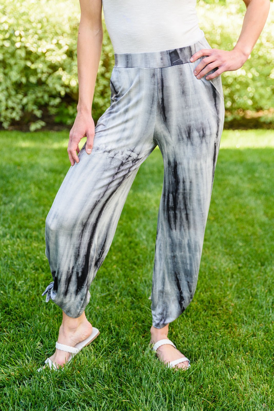 First Class Pant In Tie Dye - Robbi & Angel