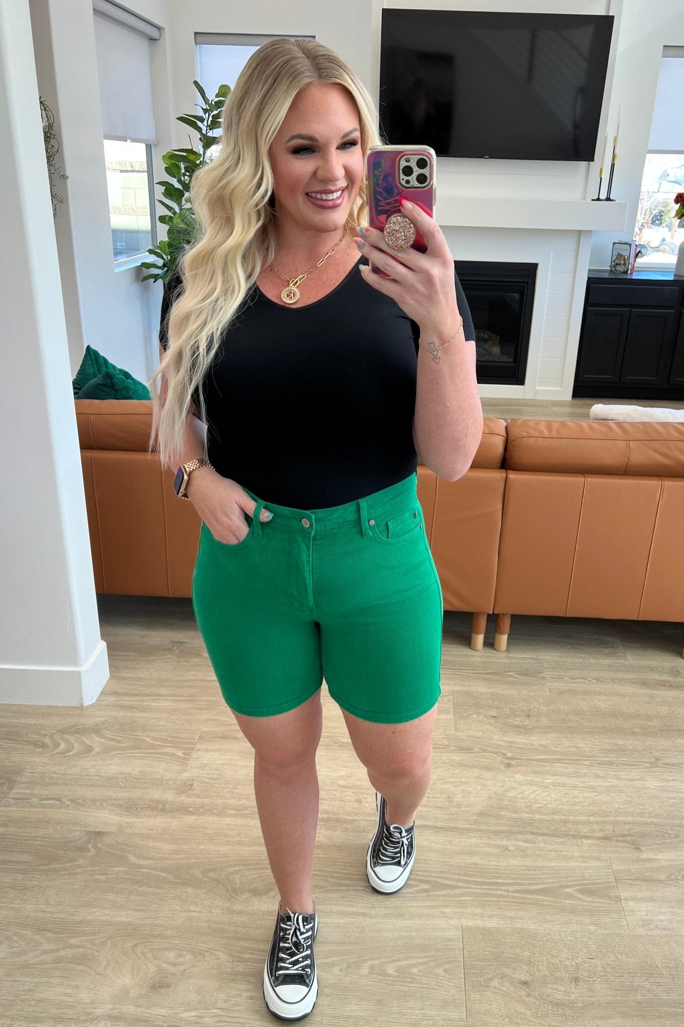 Jenna High Rise Control Top Cuffed Shorts in Green - Robbi & Angel