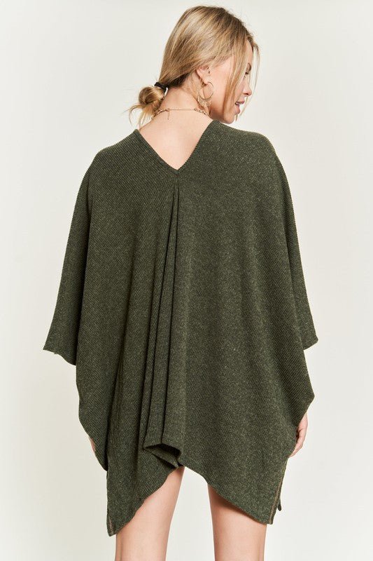 VNECK PONCHO TOP - Robbi & Angel